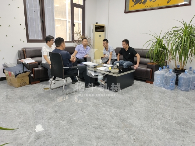 张总工程师现场解答锂电池91香蕉视频在线看机技术难题